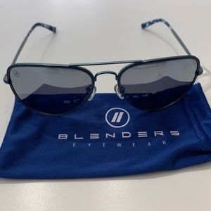 Blenders Air Wonderful Aviators